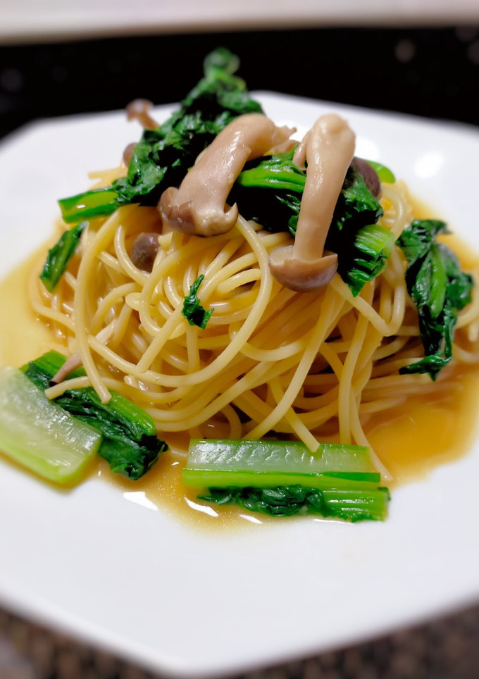 しめじと小松菜の和風パスタ-レシピのメイン写真