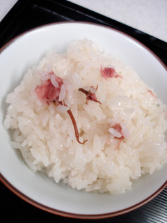 炊飯器で♡桜おこわ-レシピのメイン写真
