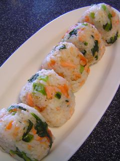 野沢菜と鮭のおにぎり☆-レシピのメイン写真