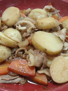 新じゃがと新玉ねぎで肉じゃがタジン-レシピのメイン写真
