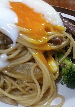 ♡温玉のせ♪カルピと野菜たっぷりパスタ♡-レシピのメイン写真