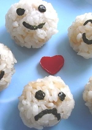 ☆Love離乳食☆ニコニコおにぎり-レシピのメイン写真