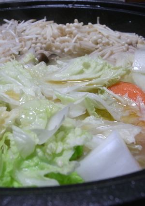 濃厚スープが自慢♡我が家の鶏豚鍋-レシピのメイン写真