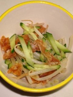 パリパリ鶏皮と野菜のピリ辛和え-レシピのメイン写真
