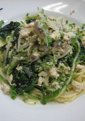 鶏ひき肉とほうれん草のパスタ-レシピのメイン写真