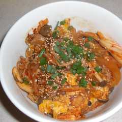 รูปของ 豚キムチ丼