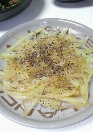 シャキシャキ！！ポテト炒めコンソメ味-レシピのメイン写真