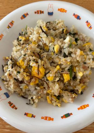 塩昆布ツナ卵ほうれん草の炒飯-レシピのメイン写真