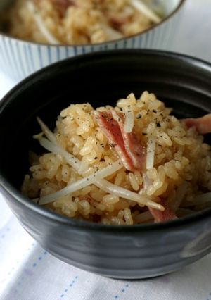 もやしとベーコンの炊き込みご飯-レシピのメイン写真