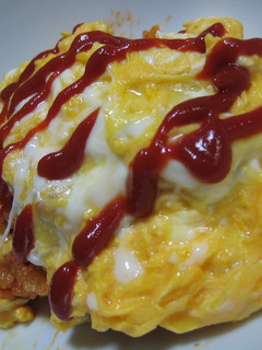 炊飯器で楽チキンライスdeオムライス-レシピのメイン写真