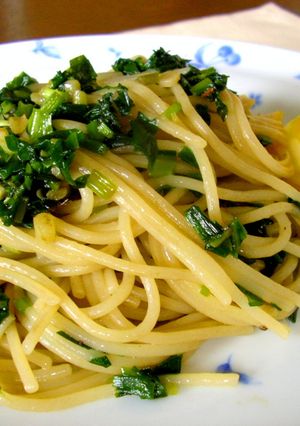 春の山菜行者にんにくとアンチョビのパスタ-レシピのメイン写真