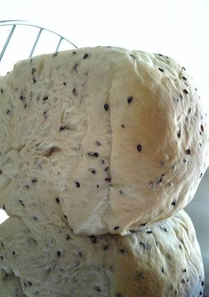 ふわふわ♪黒ごま食パン-レシピのメイン写真