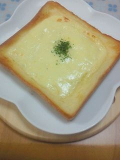 チーズマヨトースト-レシピのメイン写真