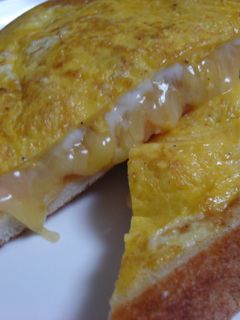 ベーコンエッグトースト-レシピのメイン写真