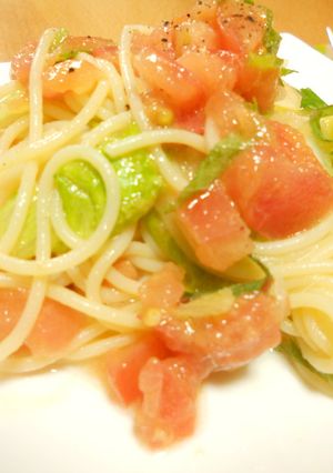 レタスとトマトの冷たいパスタ-レシピのメイン写真