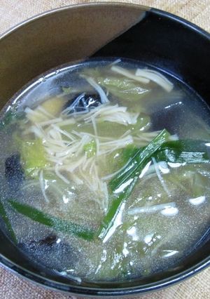 帆立貝柱とレタスとキクラゲの中華スープ-レシピのメイン写真