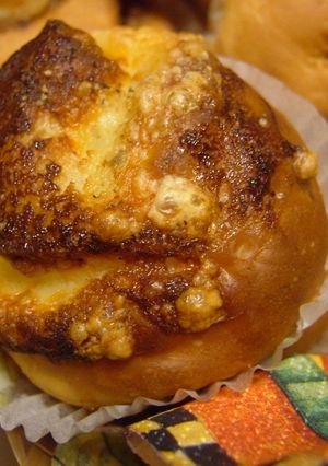 チーズロールマヨネーズ乗せ・・ぱん-レシピのメイン写真