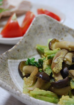 アスパラ菜としめじの卵入りカレー炒め-レシピのメイン写真