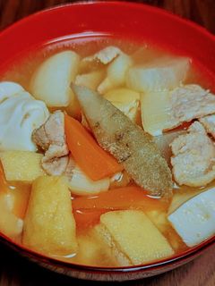 具だくさんの豚汁-レシピのメイン写真