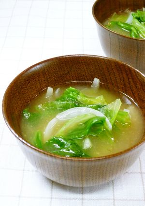 シャキっとレタスのみそ汁-レシピのメイン写真