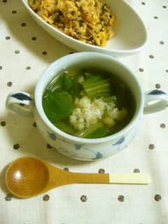 チンゲン菜とカニ缶で中華スープ-レシピのメイン写真