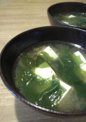 わかめだしのお味噌汁-レシピのメイン写真