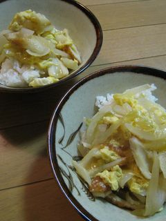 とろうまっ!ちくわと新たまねぎの卵とじ丼-レシピのメイン写真