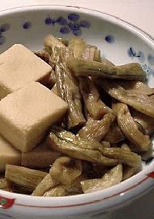 ひなびた味のいもがらと高野豆腐のさっと煮-レシピのメイン写真