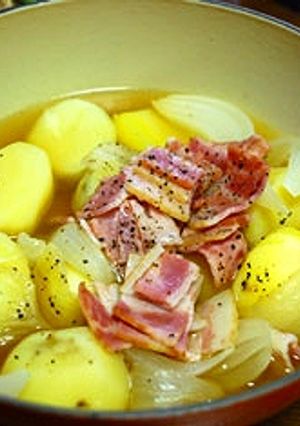 新じゃがとベーコンの白ワイン蒸し-レシピのメイン写真