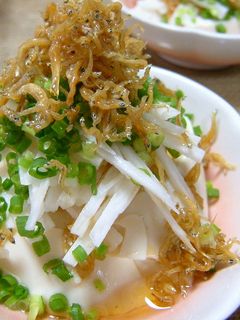 カリカリじゃこと長いもの冷奴-レシピのメイン写真