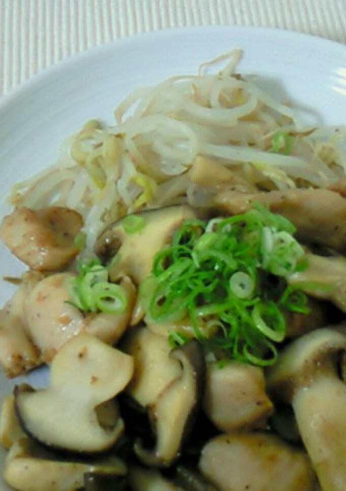 ミノとシメジの炒め物-レシピのメイン写真
