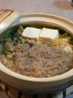 やさしい味☆チゲ鍋風夜食鍋-レシピのメイン写真