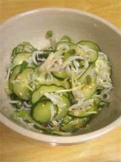 味付け簡単☆ジャコとワカメの酢の物-レシピのメイン写真