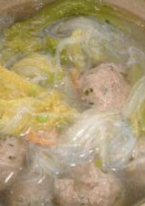丸子白菜湯（肉団子と白菜のスープ）-レシピのメイン写真