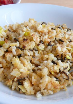 簡単☆ねぎたっぷり塩昆布チャーハン-レシピのメイン写真