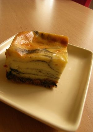 ヨーグルトチーズケーキ☆黒ごまマーブル-レシピのメイン写真