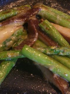 アスパラとしいたけのカレーマヨ炒め-レシピのメイン写真
