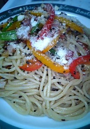 3種のパプリカとベーコンのパスタ-レシピのメイン写真