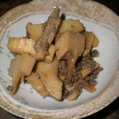 รูปของ 筍と豚肉の炒め煮