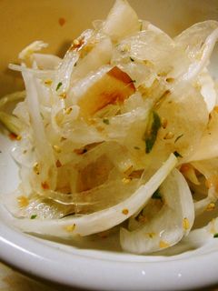 新玉ねぎの梅しそ和え(^_-)-☆-レシピのメイン写真