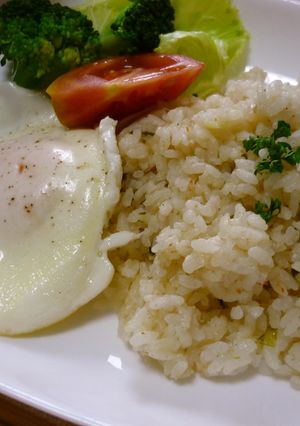 簡単 炊飯器にお任せ*カニピラフ-レシピのメイン写真