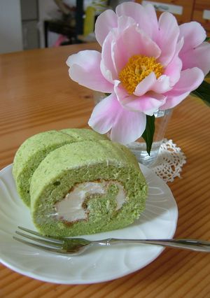 【ほうれんそう＊ロールケーキ♬】-レシピのメイン写真