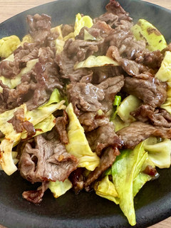 牛肉とキャベツのオイスター炒め-レシピのメイン写真