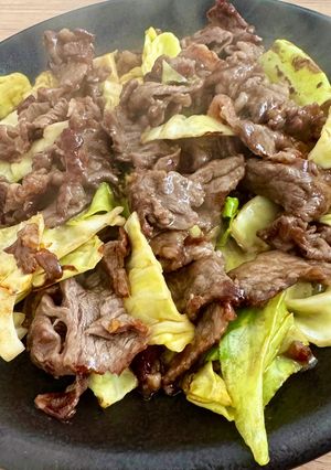 牛肉とキャベツのオイスター炒め-レシピのメイン写真