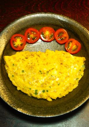 ひき肉入りオムレツ簡単ボリューム満点ワンパン！-レシピのメイン写真