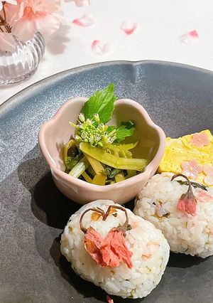 桜の塩漬けと花わさびの混ぜご飯-レシピのメイン写真