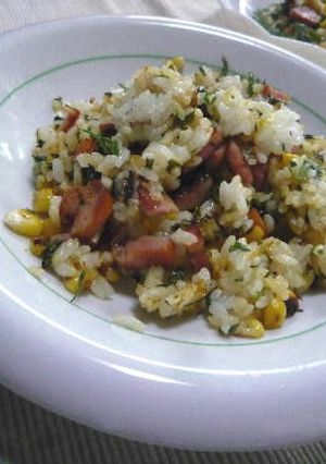 人参の葉＆ウインナー＆コーンのカレー炒飯-レシピのメイン写真