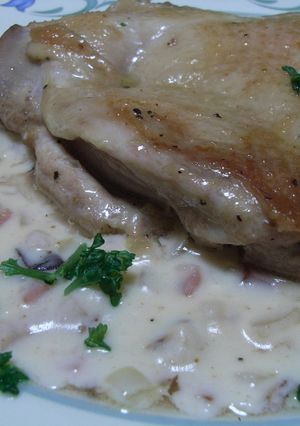 鶏もも肉のソテー　ベーコンクリームソース-レシピのメイン写真