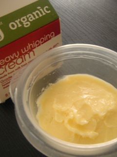 簡単すぎ!手作りバター-レシピのメイン写真