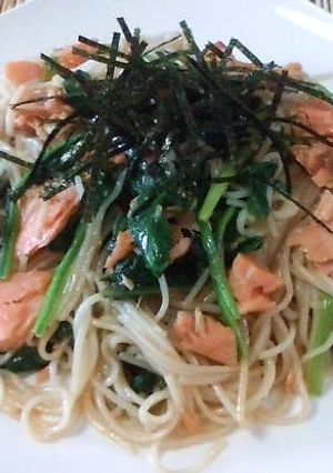 鮭とほうれん草のそうめんチャンプルー-レシピのメイン写真